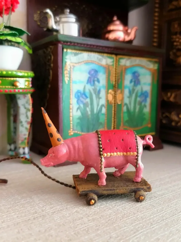Pig on a cart. Toy for the doll.1:12 scale.