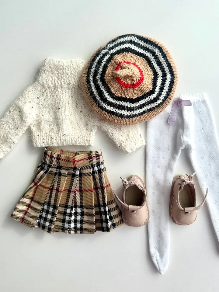 Paola Reina Doll 5 ITEMS Set: Exclusive Handmade Outfit - Beret, Skirt, Sweater, Tights, Shoes