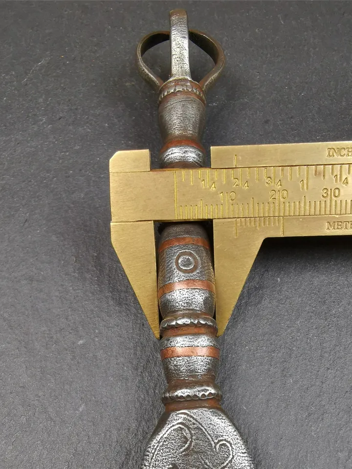 Gandhanra Tibetan Buddhism Ritual Implement,Fire Vajra Sword of Wisdom Buddha Manjushri,Made of Cold Iron inlaid Copper,8.3" Length