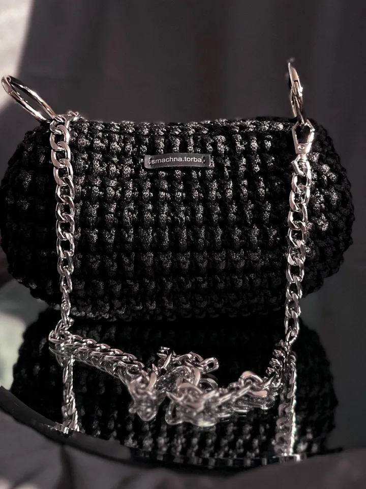 Crochet pattern small women doll handbag PDF digital instant download and video tutorial, Women Chain Strap Pink bag, fairy core