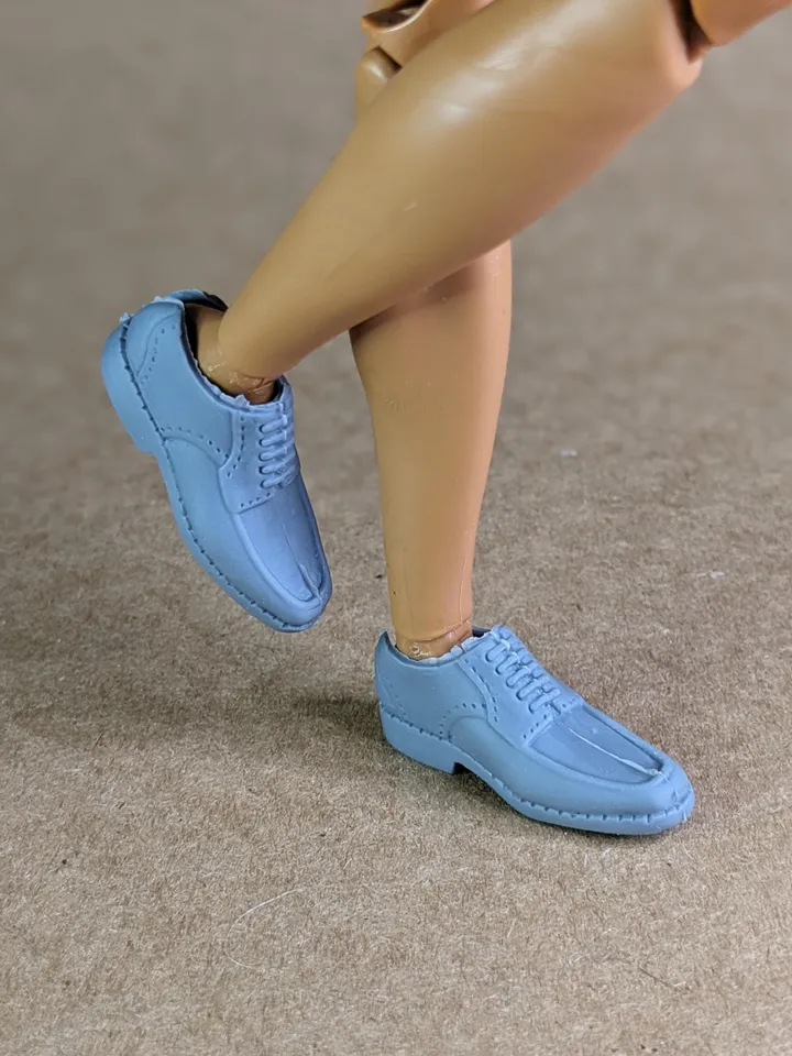 Classic tapered toe gray shoes for 1/6 scale male dolls