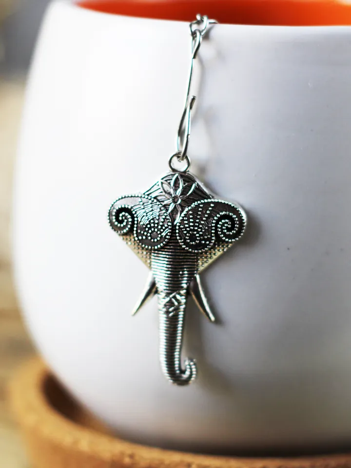Elephant tea ball infuser for herbal tea, Tea infuser charm elephant, Tea Strainer elephant pendant, loose leaf tea