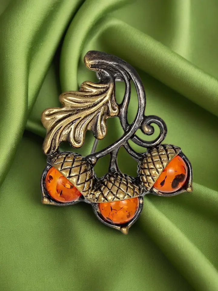 Amber Acorns Brooch Autumn Leaf Oak Jewelry Baltic Amber Cute small dress brooch gold burnt orange Lapel pin women girl Forest Nature jewelry Autumn jewelry