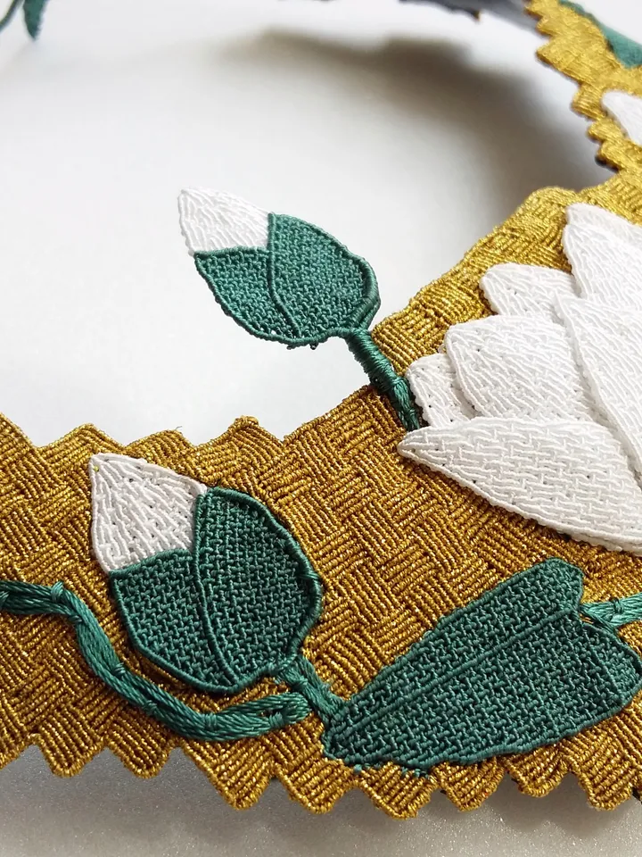 Art Nouveau Lily Mosaic Macrame Necklace