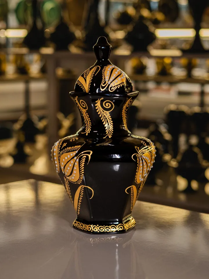 Black and Gold Handmade 30cm Vase | Decorative Modern Vase for Luxury Home Decor | Luxury Black and Gold Gift Vase | Sophisticated Home Gift