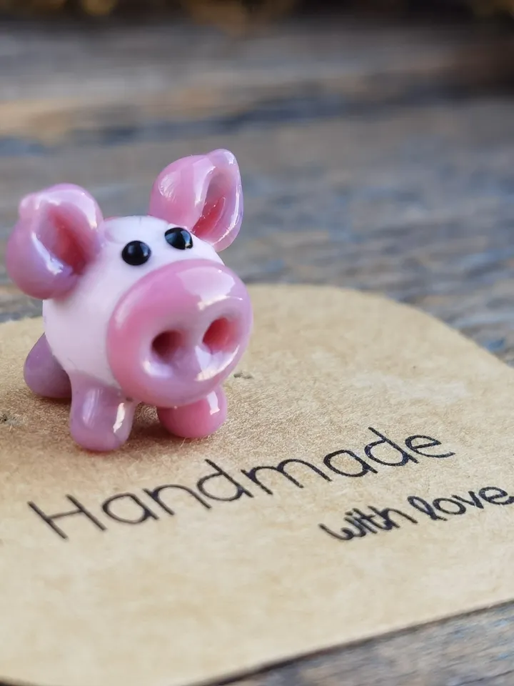 Pig figurine Pig miniature Tiny pig glass pig Tiny figurine Miniature animal