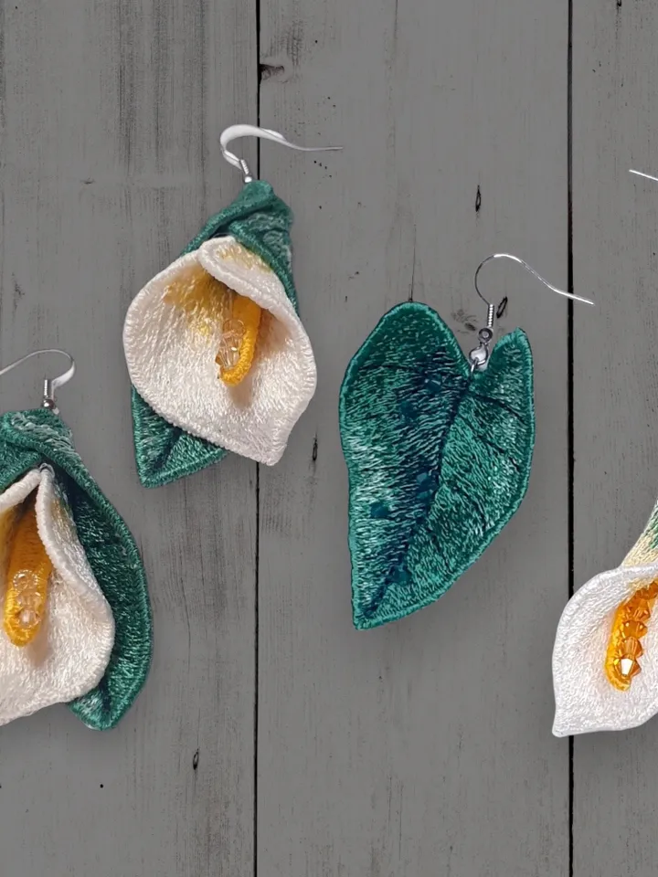 Calla lilies FSL machine embroidery design for creating jewelry  Digital embroidery pattern Free standing lace flower file 3D embroidery