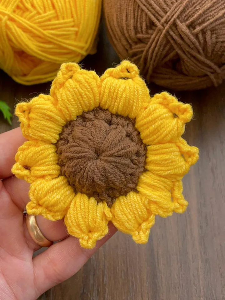 Amigurumi Sunflower Crochet Pattern, 3D Crochet Flower Plush, Stuffed Sunflower Applique PDF, DIY Floral Home Decor, Instant Download