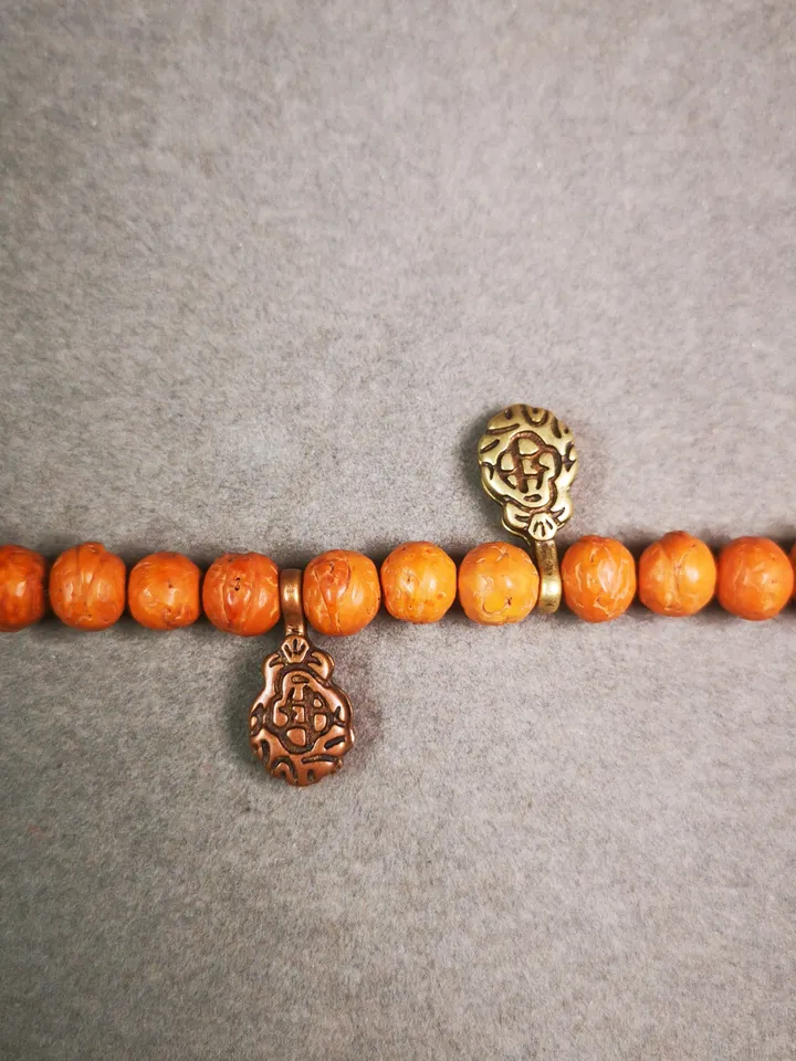 Gandhanra Handmade Buddhist Mala Counter Clip,Bum Counter Clip for Prayer Beads,Mani Jewel/Wish-Fulfilling Cintamani Shape,Mala Accessories