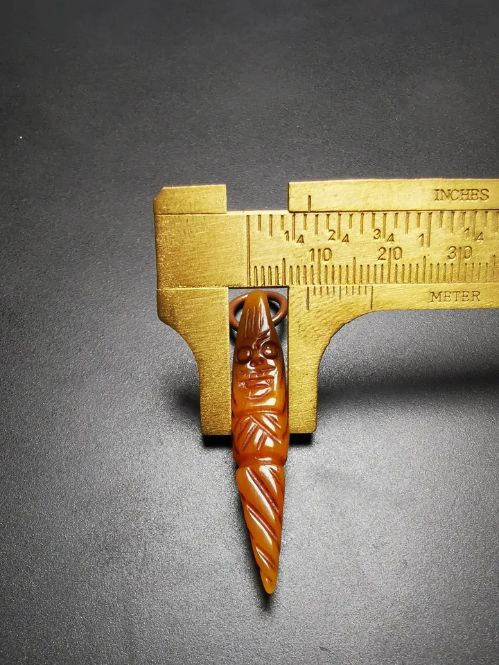 Gandhanra Tibetan Bone Carved Amulet Kila(Dorje Phurba), Skull Smasana Pattern,Hand-Carved Counter Pendant for Mala,Prayer Beads