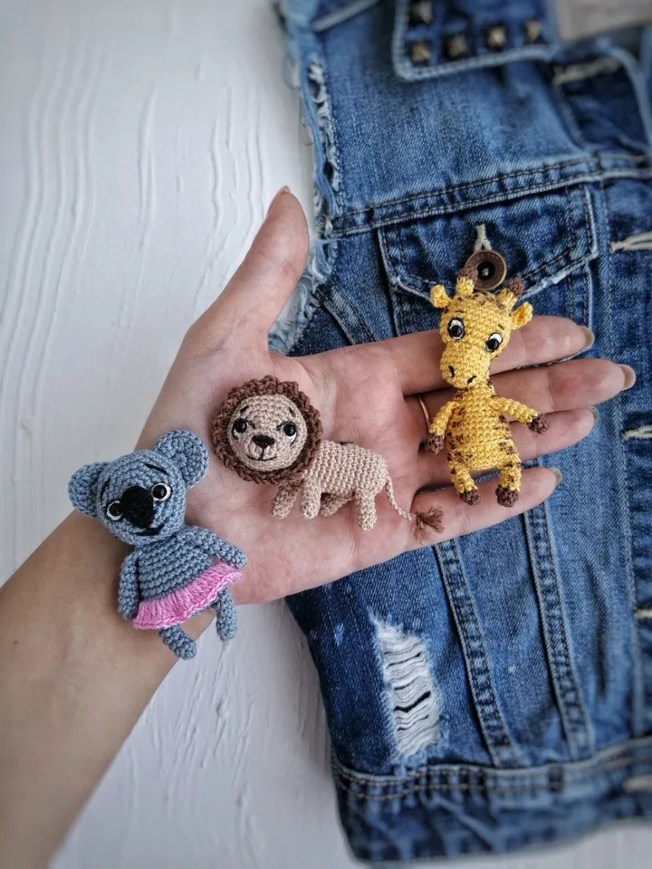 PDF Crochet SET Brooches Pattern: Giraffe, Lion, Koala, Amigurumi Brooch Pattern Crochet small toy Keychain Amigurumi Pattern Animal Pattern