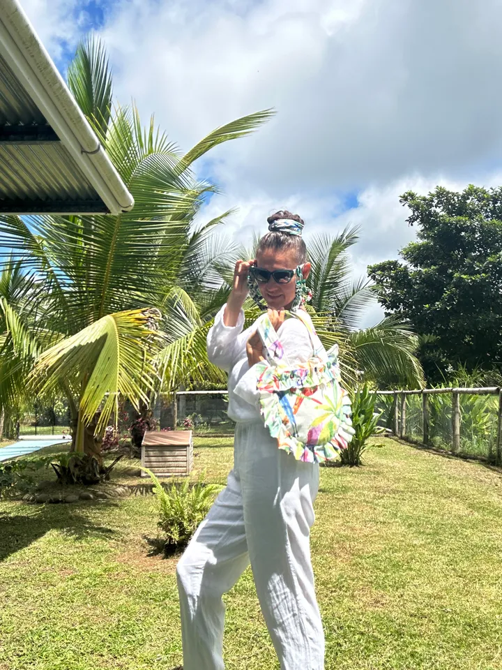 **Summer bag**

A summer bag is a stylish and practical accessory that is perfect for warm weather. It is usually made of lightweight materials such as cotton, linen, or straw, which allow air to circulate and keep you cool.

There are many different styl
