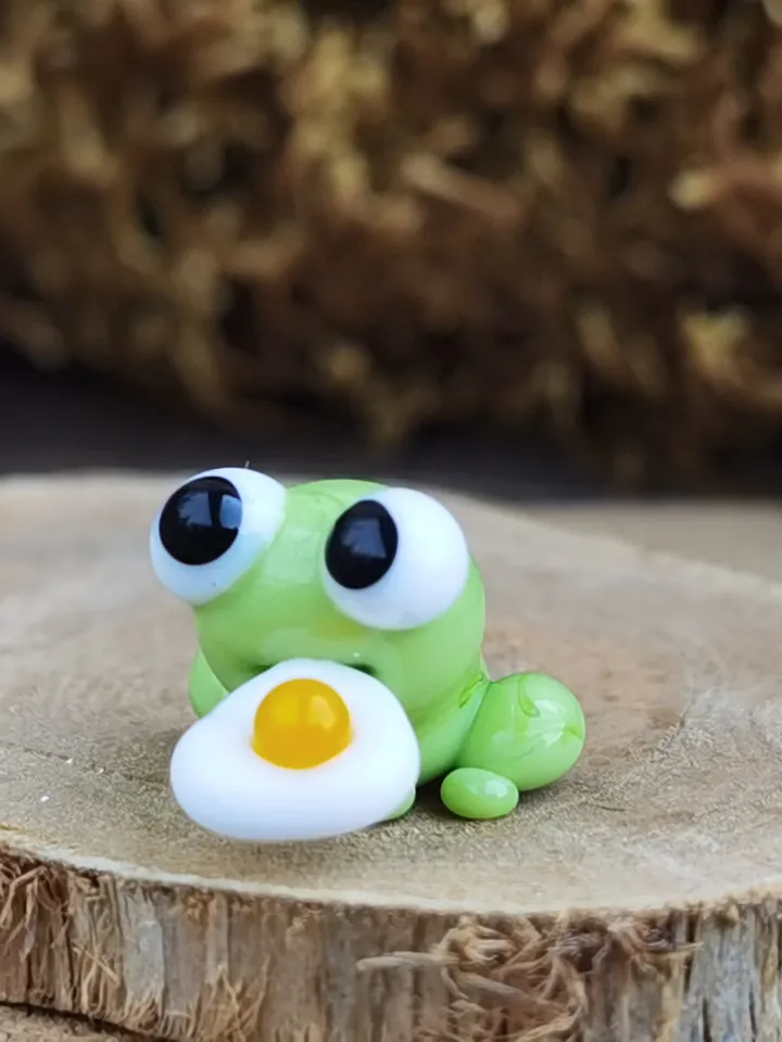 MONEY Frog gifts glass Frog figurine Tiny frog miniature miniature fried eggs mini frog figurine micro frog Frog ornament Dollhouse decor