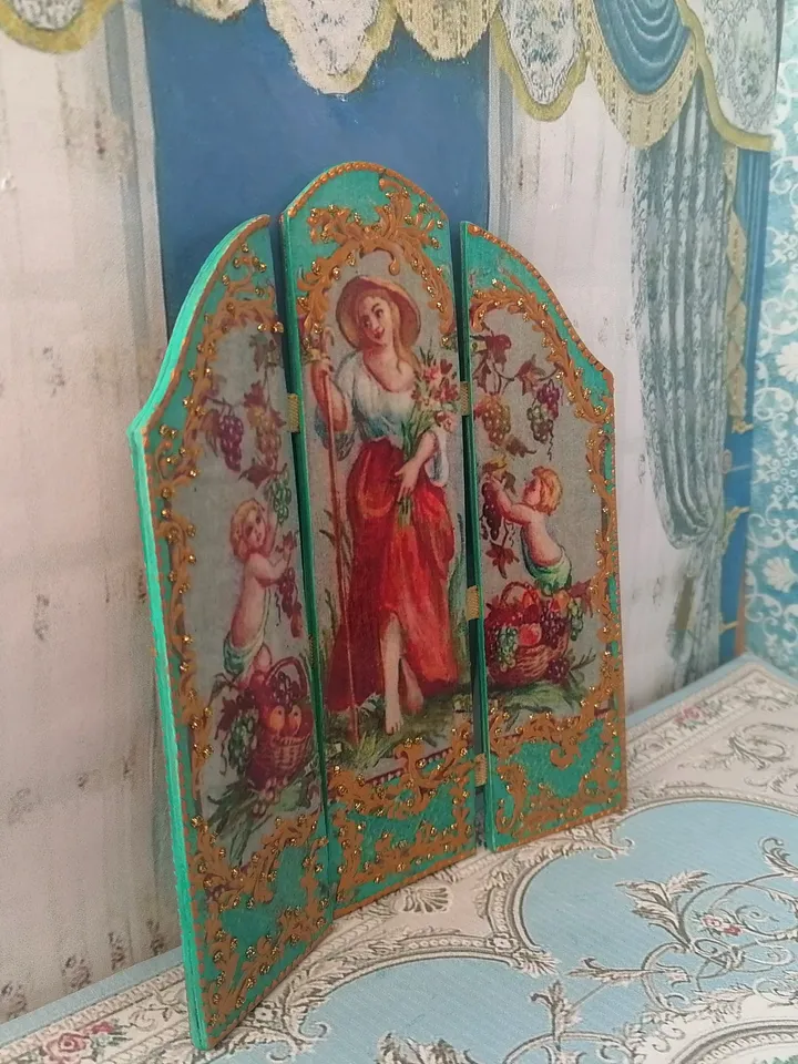 Handmade screen for a dollhouse. 1:12