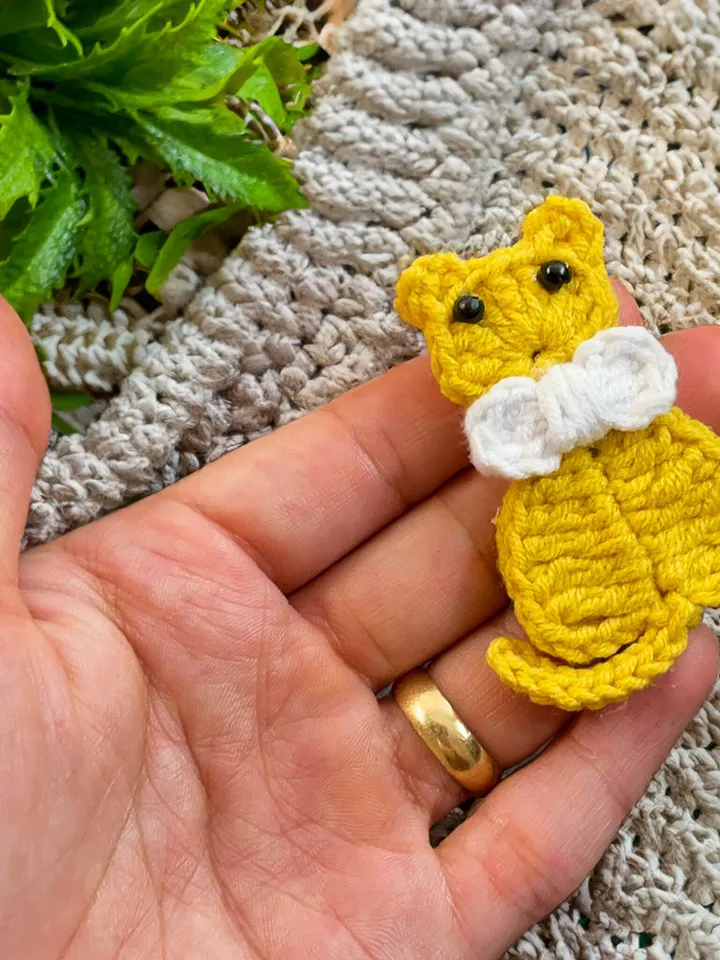 Crochet Cat Earrings Tutorial - Easy Handmade Micro Crochet Jewelry - Unique Present for Cat Lovers and DIY Enthusiasts