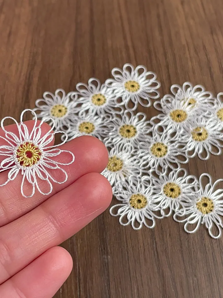 Elegant Needle Lace Daisy Motif Pattern PDF, Intricate Floral Design Tutorial, DIY Jewelry, Embellishments, or Decoration