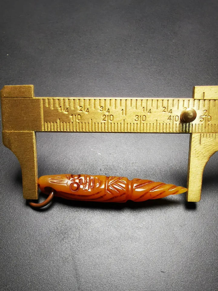 Gandhanra Tibetan Bone Carved Amulet Kila(Dorje Phurba), Skull Smasana Pattern,Hand-Carved Counter Pendant for Mala,Prayer Beads