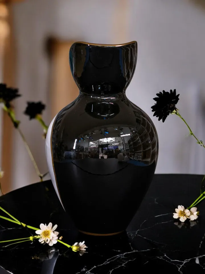 Handcraftsmanship Black White Vase For Flowers | Home Decor Vase | Unique Vase | Luxury Black White Vase | Vase for Modern Decortunning