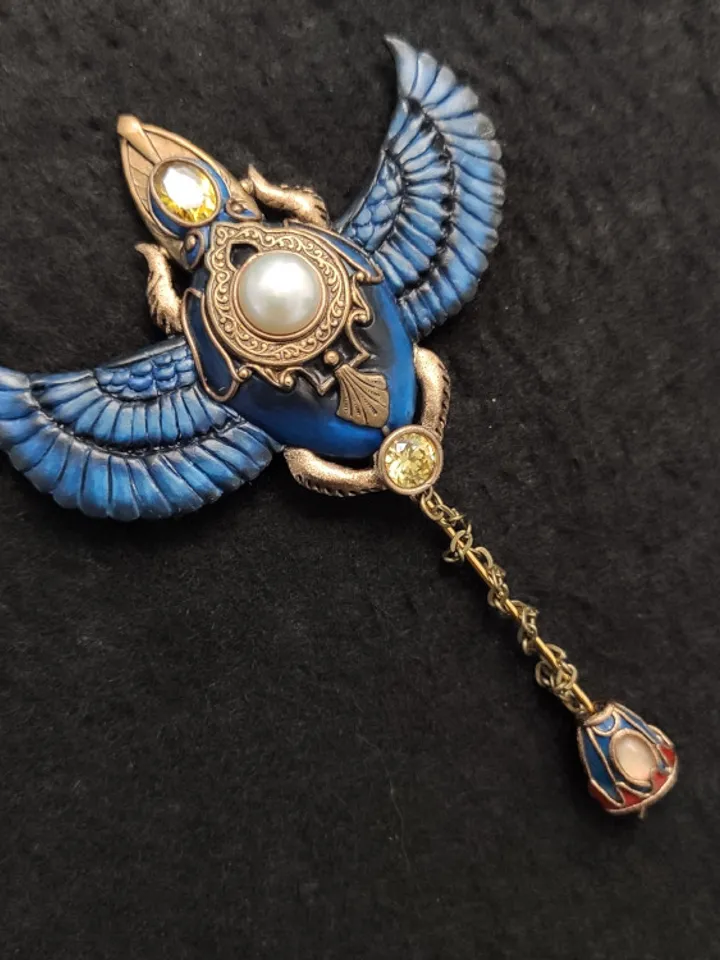 Scarab brooch,Insect brooch,Dung beetle brooch,Beetle brooch, Beetle jewelry