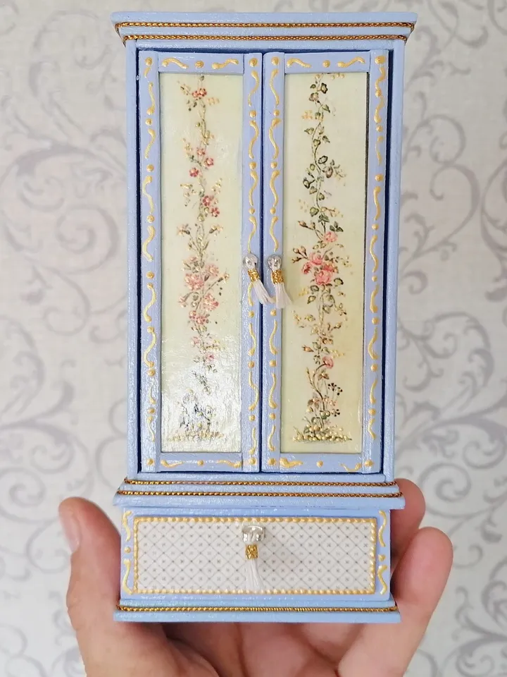 1:12 scale. Handmade wardrobe for a dollhouse.