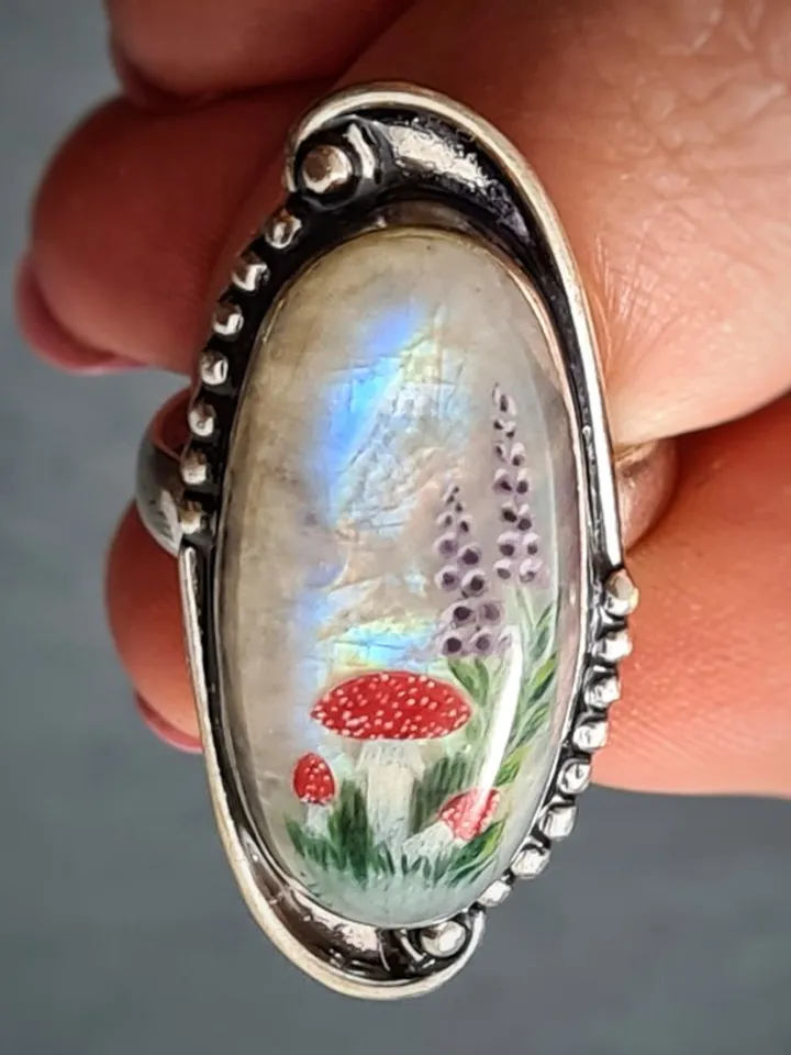 Moonstone ring Stone painting fly agaric Aaa large Moonstone ring 飛木耳環