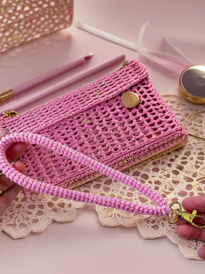 Crochet Cord For Wallet Handle Pattern PDF - Simple Crochet Bag Strap Design - Beginner Bag Cord Tutorial For Your Handmade Diy Project