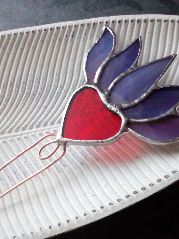Purple lotos flower, Garden art, Glass flower, Plant pot glass stake. Stain glass plant, heart flower pot pole