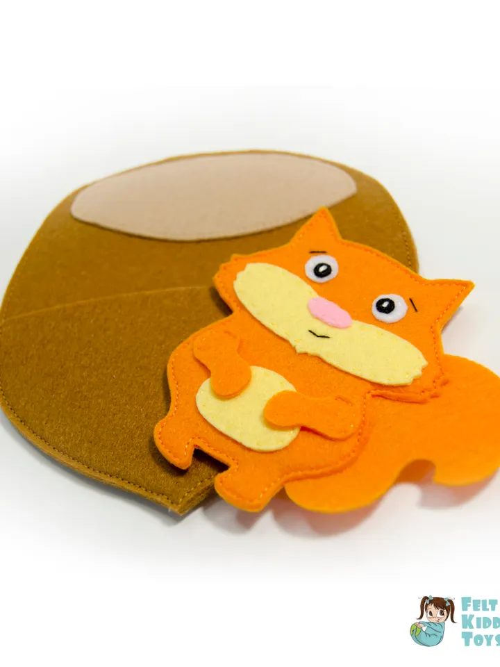 Squirrel in Nuthouse, PDF Pattern and Tutorial, SVG file