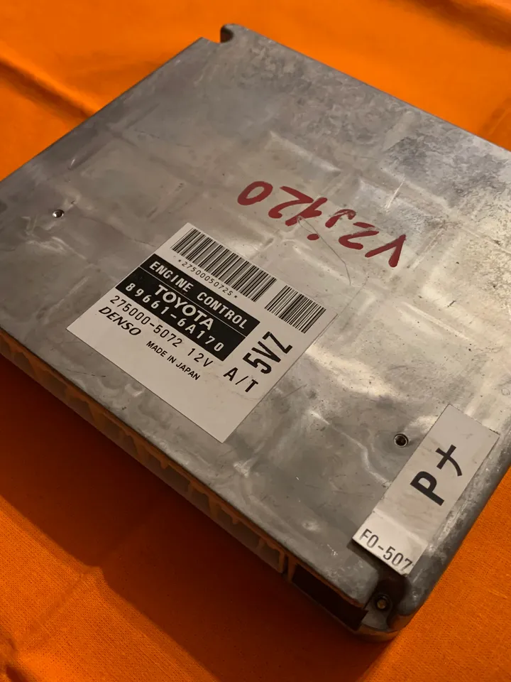 Engine control module ECU 89661-6A170 896616A170 Toyota Land Cruiser Prado VZJ120 5VZ