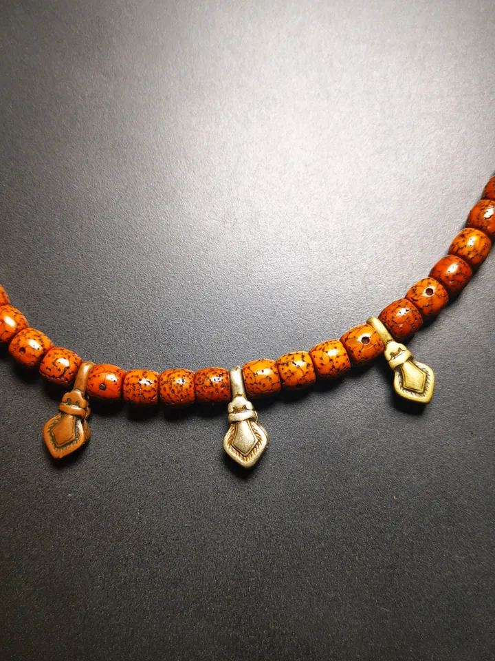 Gandhanra Handmade Buddhist Mala Counter Clip,Bum Counter Clip for Prayer Beads,Mani Jewel/Wish-Fulfilling Cintamani Shape,Mala Accessories