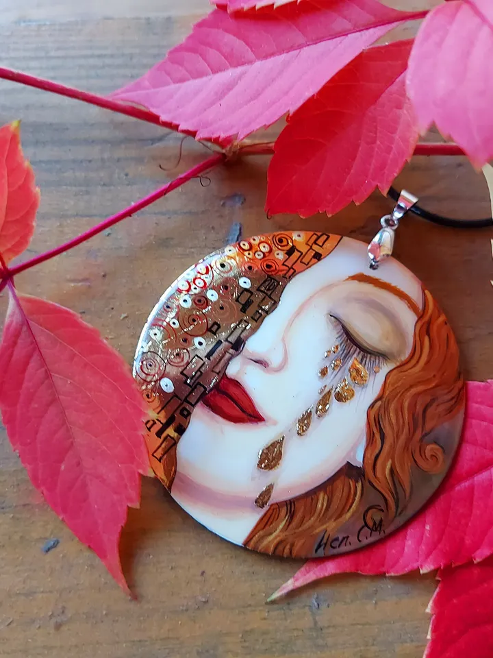 Hand Painted Necklace. Mother-of-pearl Russian hand-painted necklace pendant "Le lacrime di Freyja". Hand paint necklace pendant.