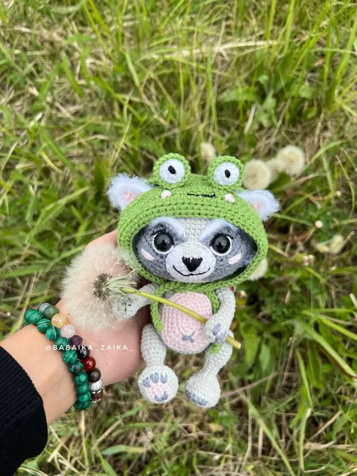 PDF Crochet Raccoon in a Frog Hat Pattern, Amigurumi Animal, Crochet Raccoon Pattern, Amigurumi Frog, Crochet Frog, Raccoon Doll Pattern