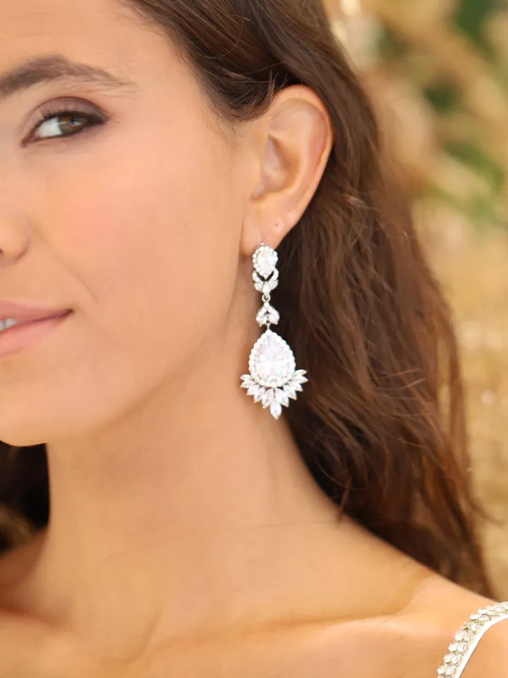 Art Deco Wedding Earrings, Long Chandelier Statement Silver Bridal Earrings, Gatsby Earrings, Vintage Swarovski Crystal Statement Jewelry