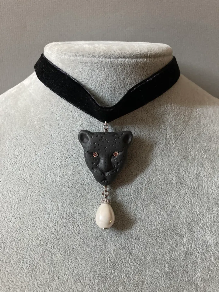 Choker black leopard porcelain