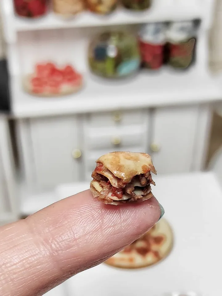 Realistic miniature 1 12 - Miniature food - Dollhouse Lasagna - dollhouse miniature - mini food - food for dolls