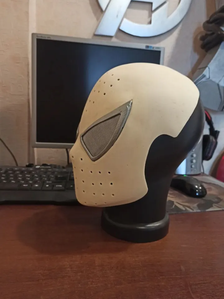 Spider Man Tobey Maguire Face Shell