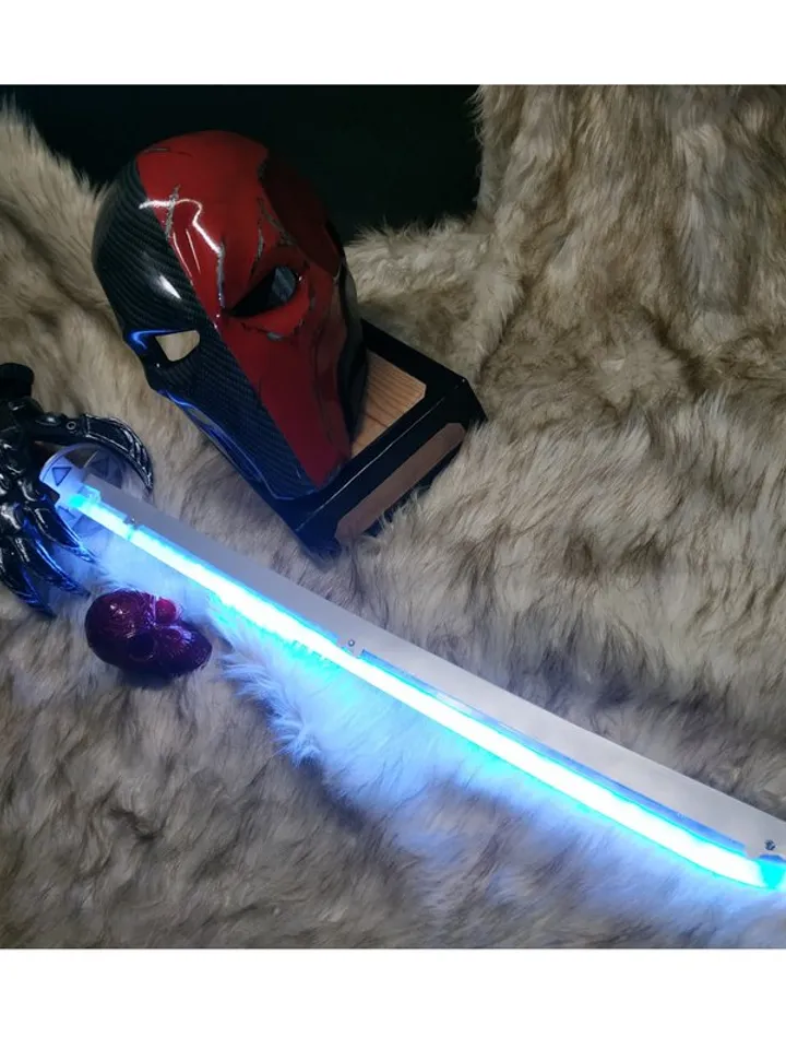 Anime katana - Demon Slayer inspired - cosplay sword - Kamado - Tanjiro - light