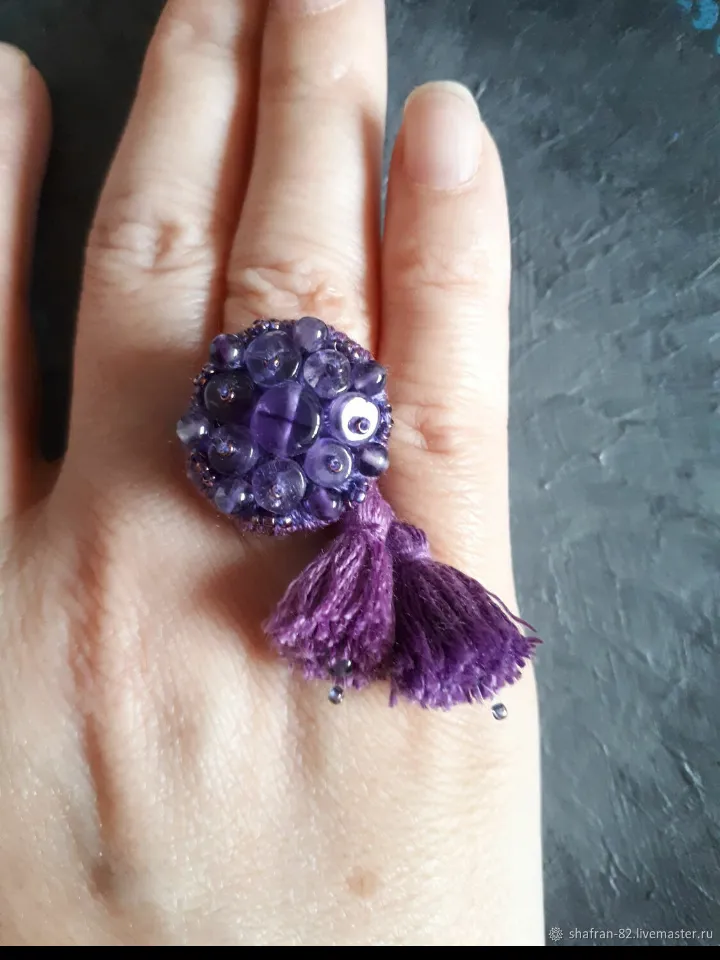 Amethyst embroidered ring