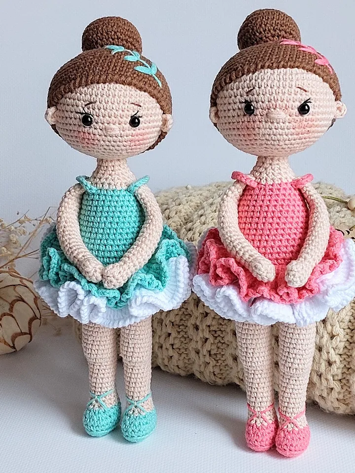 Crochet pattern of dolls in English. Crochet balerina doll. Pattern doll. Crochet pattern doll. Tutorial crochet doll