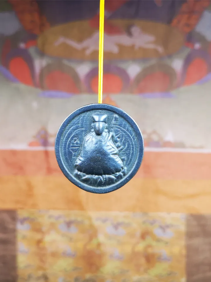 Gandhanra Old Mini Tibetan Buddha Statue Pendant,Lotus Born-Guru Rinpoche,1.4"