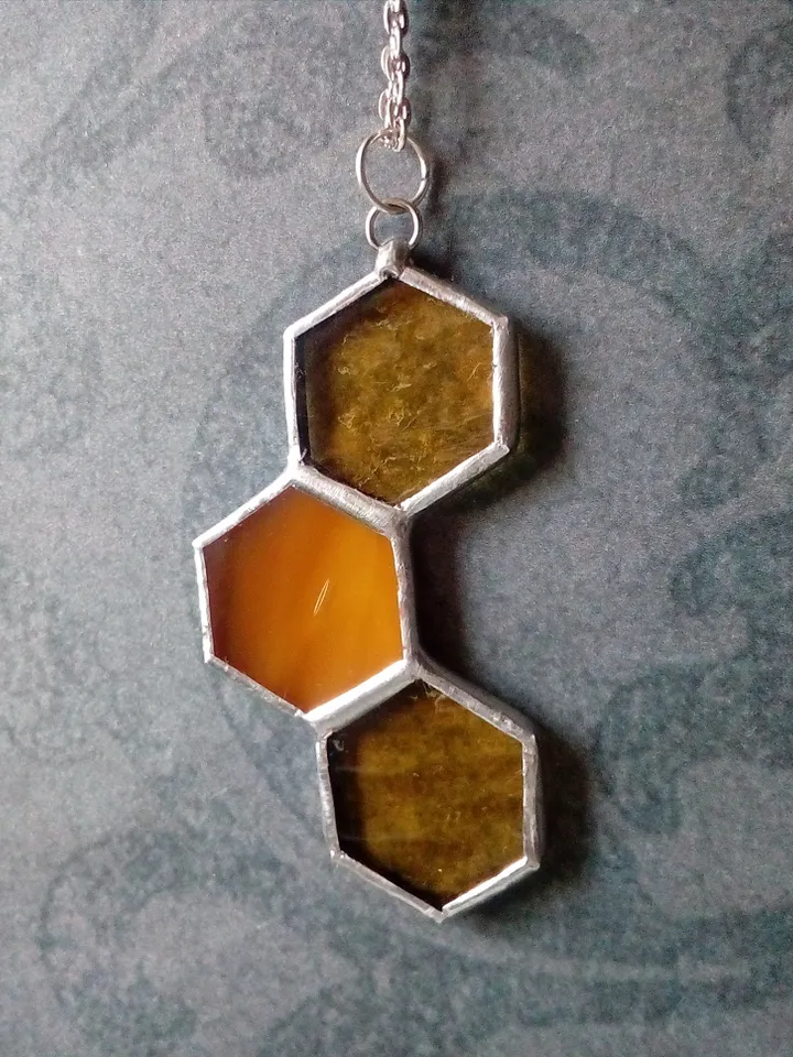 Honeycomb glass necklace, stained glass honeycomb, honey bee decor, bee art, honey bee jewelry, bee lover gift,