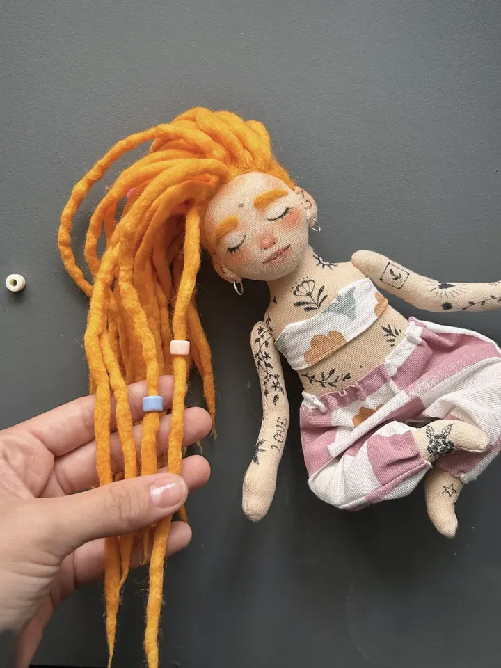 PDF sewing pattern How to make Yoga Lady with locks Eng