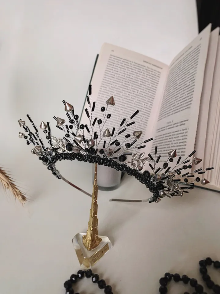 Black crown, Spiked crown, Spiked headband, Black tiara, Silver Black crown,Halloween crown,Halloween headpiece, Gothic tiara, rock accessories