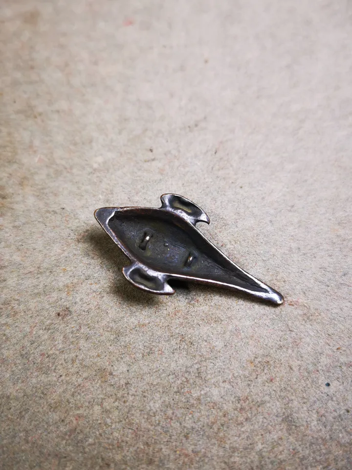 Gandhanra Antique Shankha(Divine Conch) Badge,Tibetan Buddhist Protective Amulet Pendant,Made of Thokcha,60 Years Old