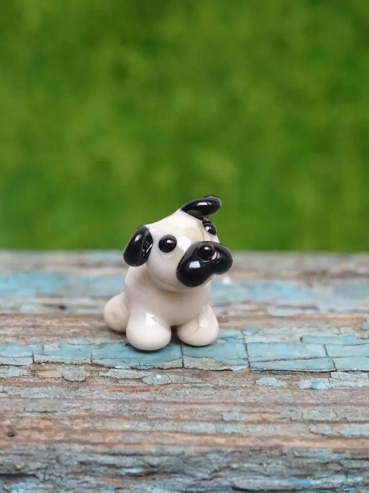 PUG GIFT Pug figurine Dog ornament Dog art Glass Dog decor Glass Pug art Pug statue Miniature animals Tiny glass animals Mother day gift