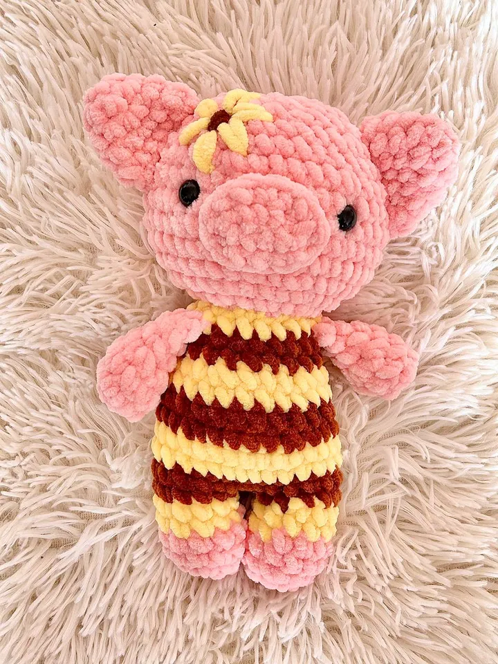 Crochet pig pattern Amigurumi pig plushie tutorial Cuddle toy for kids