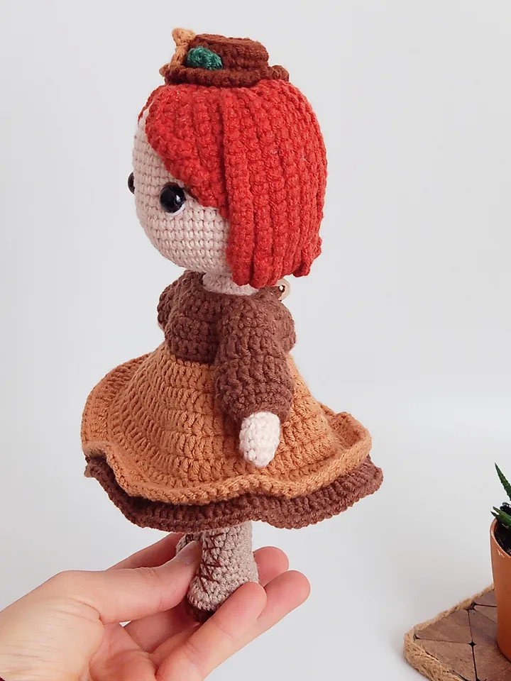 Handmade Crochet Doll, Customizable Amigurumi Stuffed Toy, Personalized Plush Doll, Unique Gift for Kids