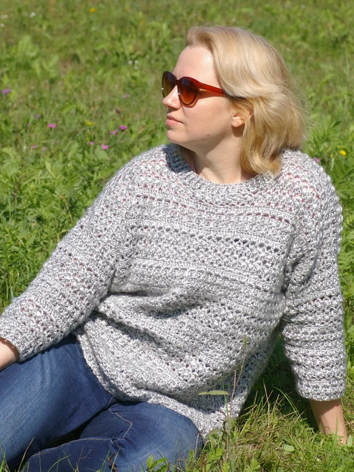 Oversized Cosy Women's Sweater Lea Crochet Pattern