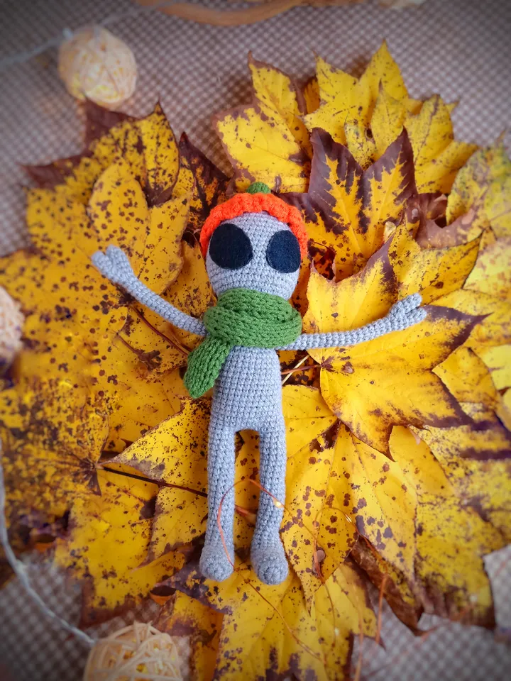 Gray alien doll, Alien Shaped Plush Toy, Soft Cartoon Stuffed Doll For friends. Thanksgiving gift for home decor