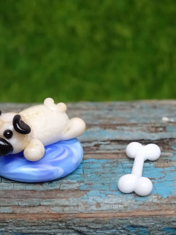 PUG GIFT Pug figurine Dog ornament Dog art Glass Dog decor Glass Pug art Pug statue Miniature animals Tiny glass animals Mother day gift